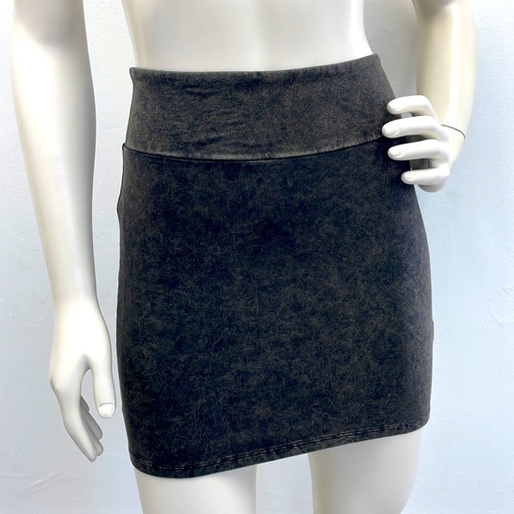 AEO • Mini Skirt - Picture 4 of 11